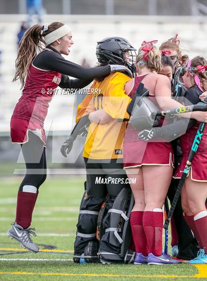 Thumbnail 2 in Mendon @ Amherst Central (NYSPHSAA Regional Final) photogallery.