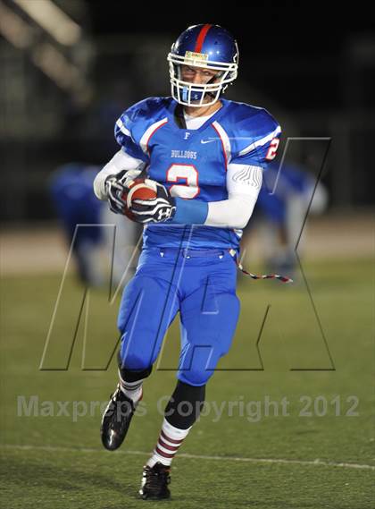 Thumbnail 2 in Vacaville vs. Folsom (CIF SJS Playoffs) photogallery.