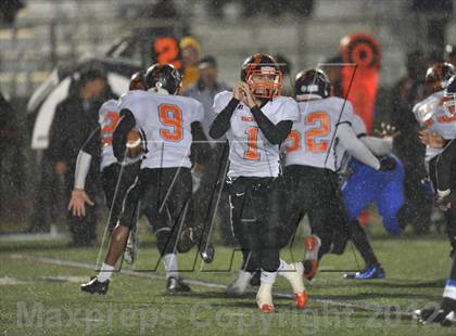 Thumbnail 2 in Vacaville vs. Folsom (CIF SJS Playoffs) photogallery.