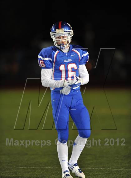 Thumbnail 2 in Vacaville vs. Folsom (CIF SJS Playoffs) photogallery.