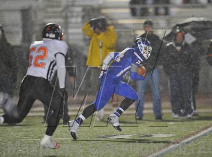 Thumbnail 3 in Vacaville vs. Folsom (CIF SJS Playoffs) photogallery.