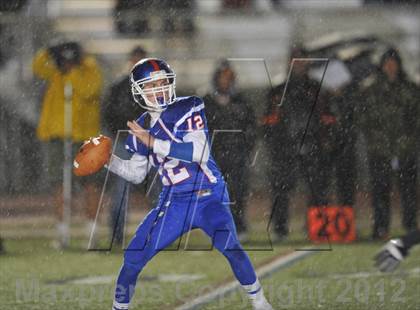 Thumbnail 2 in Vacaville vs. Folsom (CIF SJS Playoffs) photogallery.