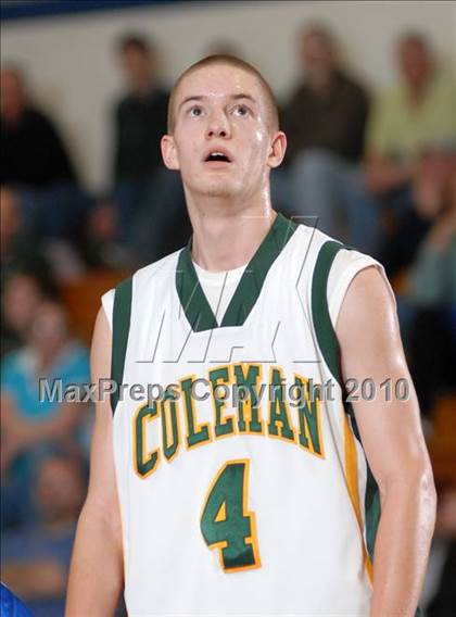 Thumbnail 2 in Chapel Field Christian vs. Coleman Catholic (Section 9 Class D Final) photogallery.