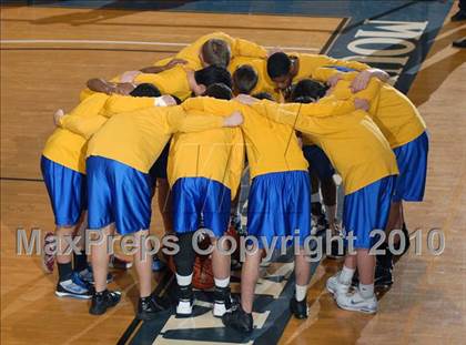 Thumbnail 2 in Chapel Field Christian vs. Coleman Catholic (Section 9 Class D Final) photogallery.