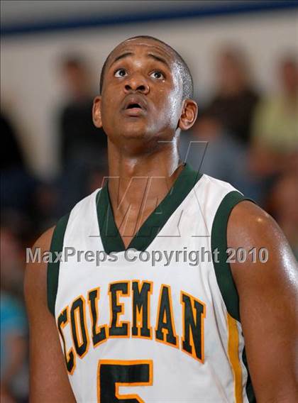 Thumbnail 3 in Chapel Field Christian vs. Coleman Catholic (Section 9 Class D Final) photogallery.