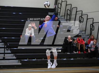 Thumbnail 1 in London vs Highland (OHSAA D2 District) photogallery.