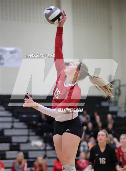 Thumbnail 3 in London vs Highland (OHSAA D2 District) photogallery.