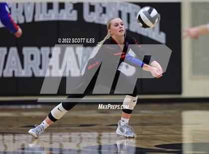 Thumbnail 3 in London vs Highland (OHSAA D2 District) photogallery.