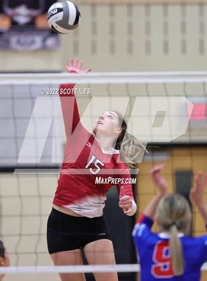 Thumbnail 2 in London vs Highland (OHSAA D2 District) photogallery.