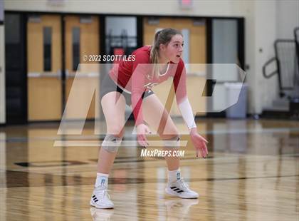 Thumbnail 3 in London vs Highland (OHSAA D2 District) photogallery.