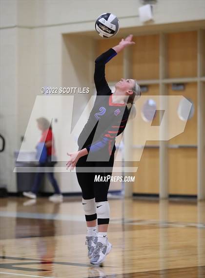 Thumbnail 3 in London vs Highland (OHSAA D2 District) photogallery.