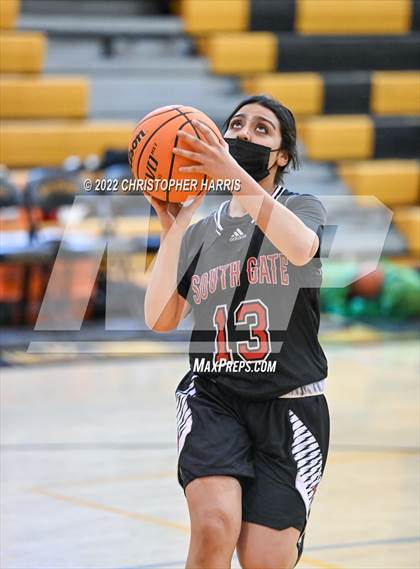Thumbnail 3 in San Pedro vs. South Gate CIF LAC Division 2 Quarterfinals photogallery.