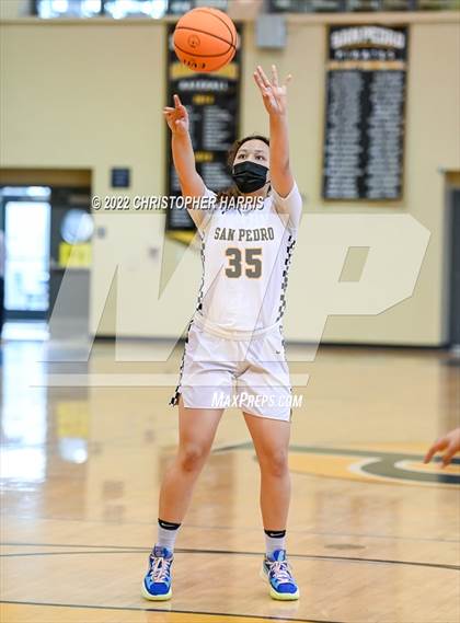 Thumbnail 3 in San Pedro vs. South Gate CIF LAC Division 2 Quarterfinals photogallery.