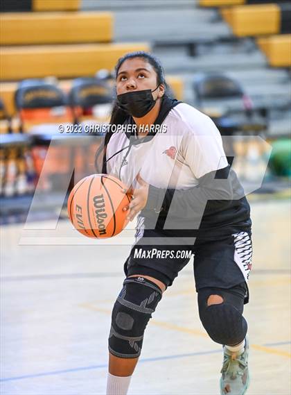 Thumbnail 2 in San Pedro vs. South Gate CIF LAC Division 2 Quarterfinals photogallery.