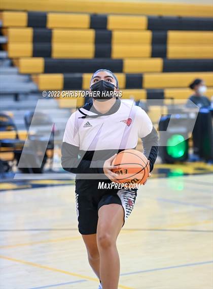 Thumbnail 1 in San Pedro vs. South Gate CIF LAC Division 2 Quarterfinals photogallery.