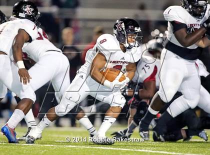 Thumbnail 1 in Liberty-Eylau vs. Argyle (UIL 4A Division 1 Region 2 Quarterfinal) photogallery.