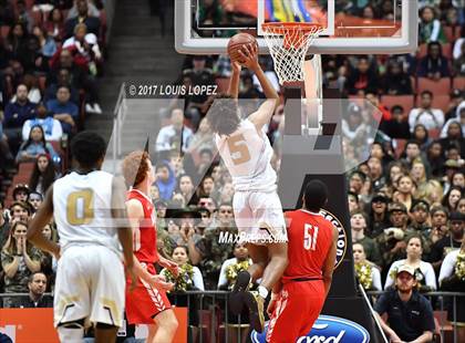 Thumbnail 2 in Bishop Montgomery vs. Mater Dei (CIF SS Open DIV Final) photogallery.