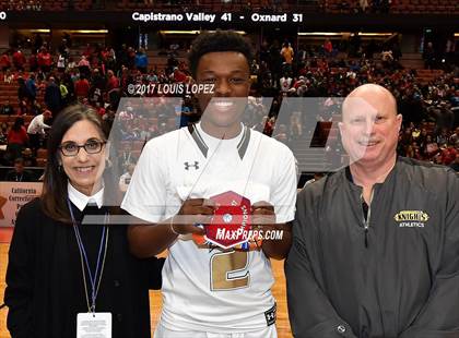 Thumbnail 1 in Bishop Montgomery vs. Mater Dei (CIF SS Open DIV Final) photogallery.