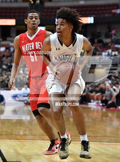 Thumbnail 3 in Bishop Montgomery vs. Mater Dei (CIF SS Open DIV Final) photogallery.