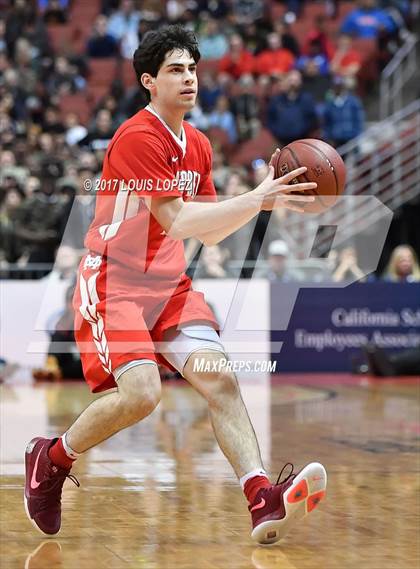 Thumbnail 2 in Bishop Montgomery vs. Mater Dei (CIF SS Open DIV Final) photogallery.