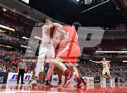 Thumbnail 1 in Bishop Montgomery vs. Mater Dei (CIF SS Open DIV Final) photogallery.