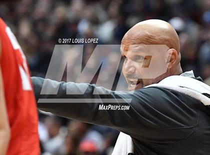 Thumbnail 1 in Bishop Montgomery vs. Mater Dei (CIF SS Open DIV Final) photogallery.