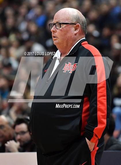 Thumbnail 1 in Bishop Montgomery vs. Mater Dei (CIF SS Open DIV Final) photogallery.