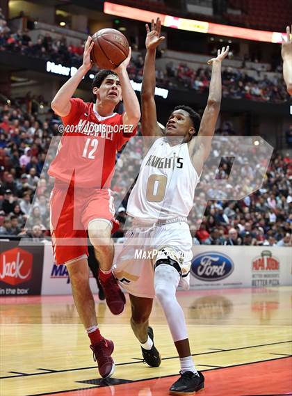 Thumbnail 3 in Bishop Montgomery vs. Mater Dei (CIF SS Open DIV Final) photogallery.