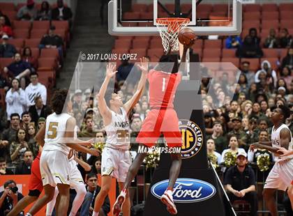 Thumbnail 2 in Bishop Montgomery vs. Mater Dei (CIF SS Open DIV Final) photogallery.