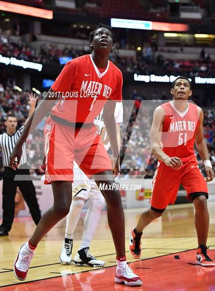 Thumbnail 2 in Bishop Montgomery vs. Mater Dei (CIF SS Open DIV Final) photogallery.