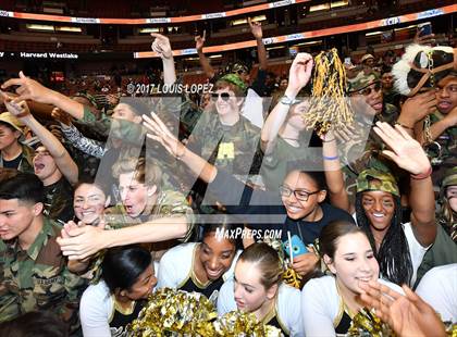 Thumbnail 1 in Bishop Montgomery vs. Mater Dei (CIF SS Open DIV Final) photogallery.