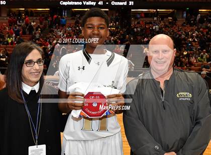 Thumbnail 3 in Bishop Montgomery vs. Mater Dei (CIF SS Open DIV Final) photogallery.