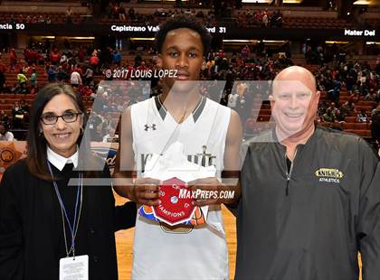 Thumbnail 2 in Bishop Montgomery vs. Mater Dei (CIF SS Open DIV Final) photogallery.