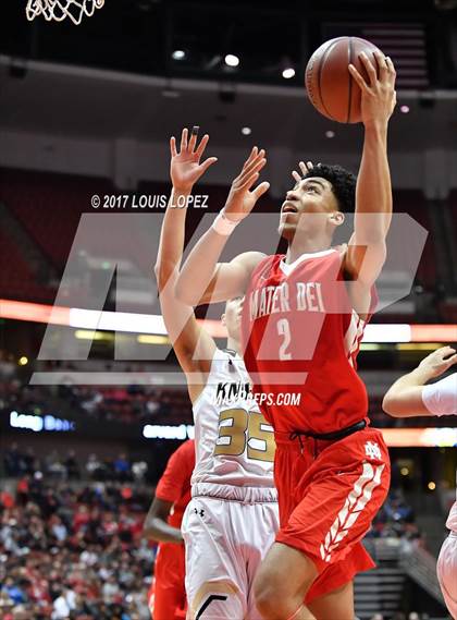 Thumbnail 1 in Bishop Montgomery vs. Mater Dei (CIF SS Open DIV Final) photogallery.