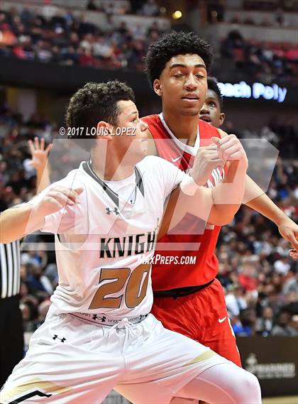 Thumbnail 1 in Bishop Montgomery vs. Mater Dei (CIF SS Open DIV Final) photogallery.