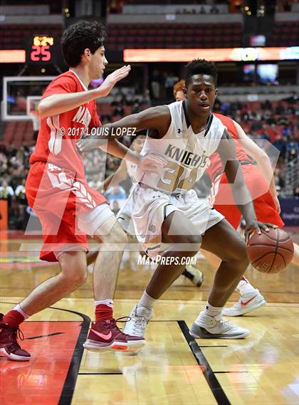 Thumbnail 2 in Bishop Montgomery vs. Mater Dei (CIF SS Open DIV Final) photogallery.