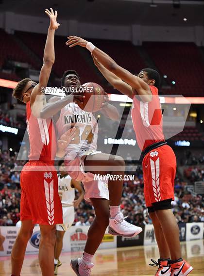 Thumbnail 3 in Bishop Montgomery vs. Mater Dei (CIF SS Open DIV Final) photogallery.