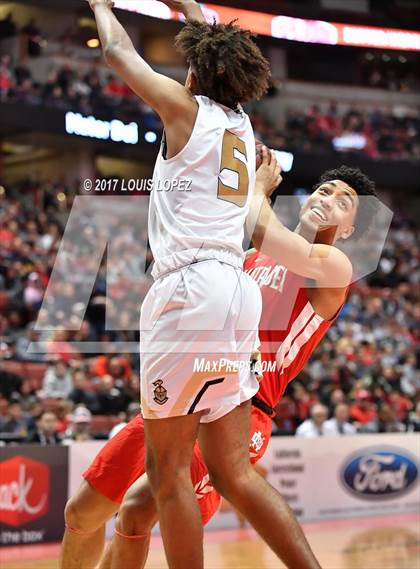 Thumbnail 2 in Bishop Montgomery vs. Mater Dei (CIF SS Open DIV Final) photogallery.