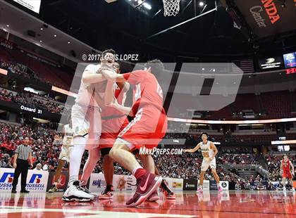Thumbnail 3 in Bishop Montgomery vs. Mater Dei (CIF SS Open DIV Final) photogallery.