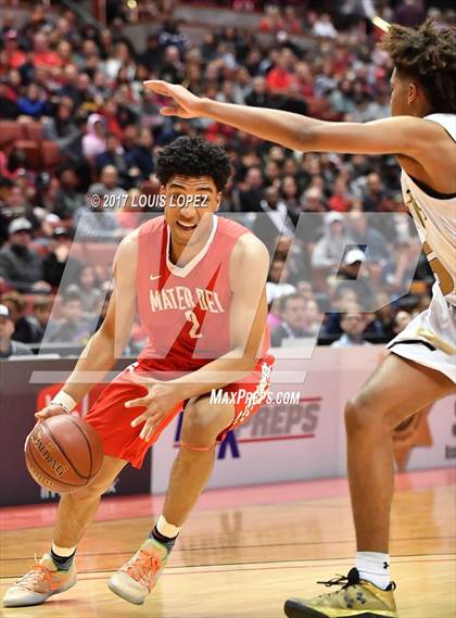 Thumbnail 3 in Bishop Montgomery vs. Mater Dei (CIF SS Open DIV Final) photogallery.