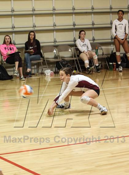 Thumbnail 2 in Hamilton vs Bishop Gorman (Nike Tournament of Champions) photogallery.