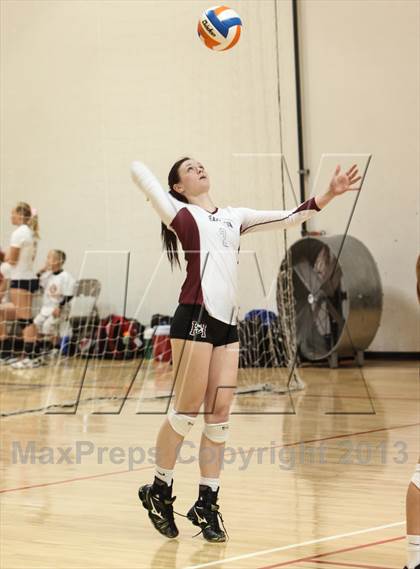 Thumbnail 2 in Hamilton vs Bishop Gorman (Nike Tournament of Champions) photogallery.