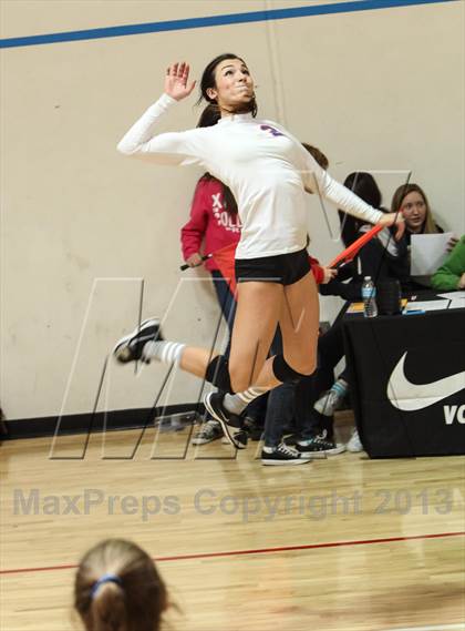 Thumbnail 1 in Hamilton vs Bishop Gorman (Nike Tournament of Champions) photogallery.