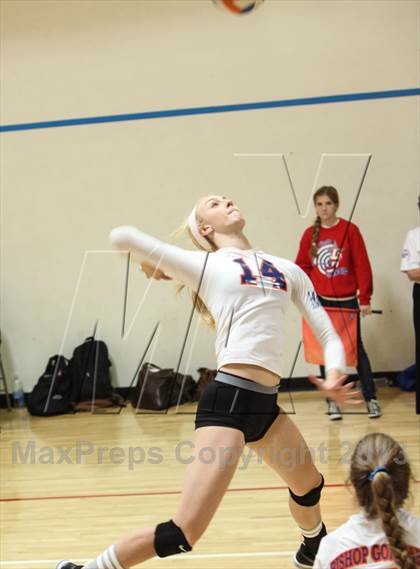 Thumbnail 1 in Hamilton vs Bishop Gorman (Nike Tournament of Champions) photogallery.