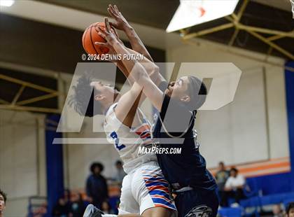 Thumbnail 3 in Everett Alvarez @ Santa Teresa (CIF CCS D1 Quarterfinals) photogallery.