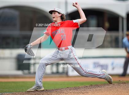 Thumbnail 2 in Central vs. Tyrone (PIAA 3A D6 Championship)  photogallery.
