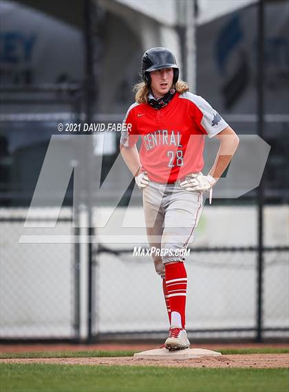 Thumbnail 2 in Central vs. Tyrone (PIAA 3A D6 Championship)  photogallery.