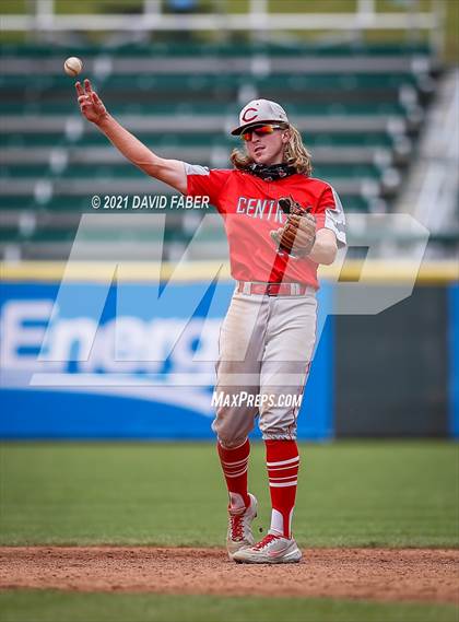 Thumbnail 1 in Central vs. Tyrone (PIAA 3A D6 Championship)  photogallery.