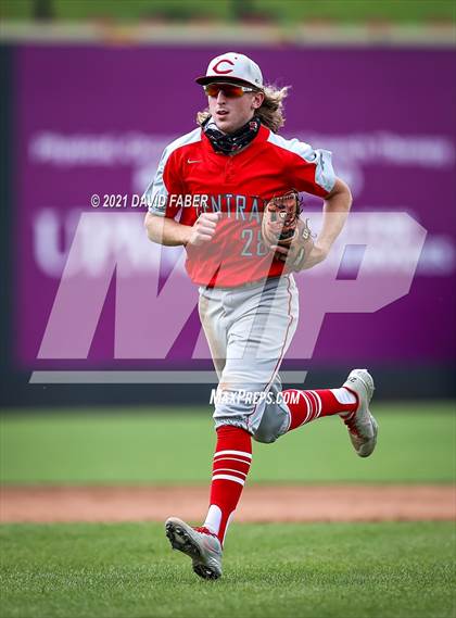Thumbnail 3 in Central vs. Tyrone (PIAA 3A D6 Championship)  photogallery.