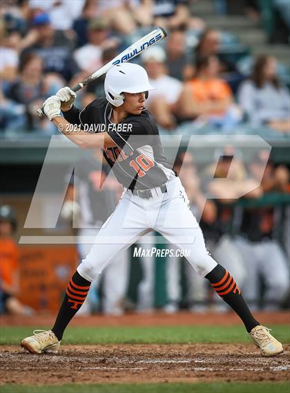 Thumbnail 1 in Central vs. Tyrone (PIAA 3A D6 Championship)  photogallery.